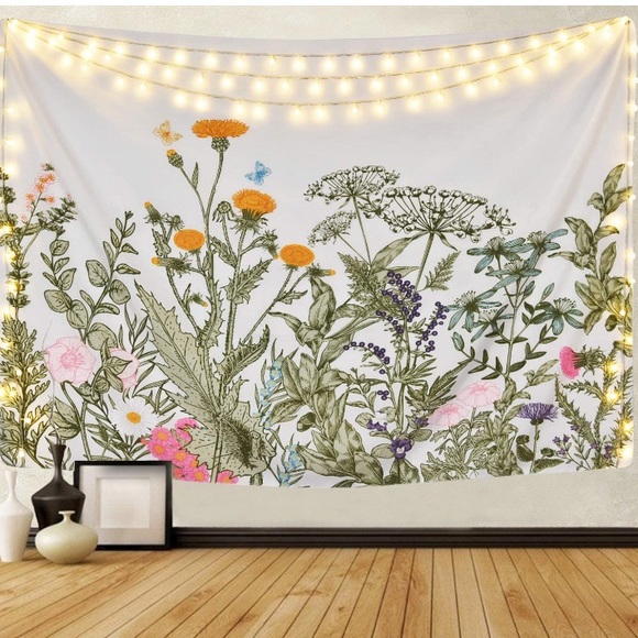Urban Outfitters Other - Botanical Wild Floral Garden Tapestry Wall Art 🌸